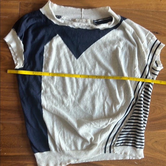 Cotelac Asymmetrical Cap Sleeve Knit - Picture 1 of 5